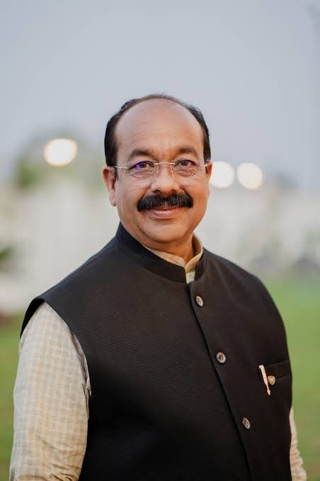 छत्तीसगढ़ में 109.40 करोड़ से बदलेगी खेल अधोसंरचना की तस्वीर, नवा रायपुर में स्पोर्ट्स कॉम्प्लेक्स और दुर्ग में मल्टीपरपज स्टेडियम को मिली प्रशासनिक मंजूरी 2 1003354699