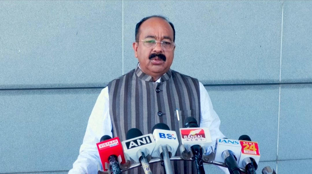 असम दौरे से लौटे उपमुख्यमंत्री अरुण साव, डबल इंजन सरकार की उपलब्धियां गिनाईं 1 IMG 20260219 121027