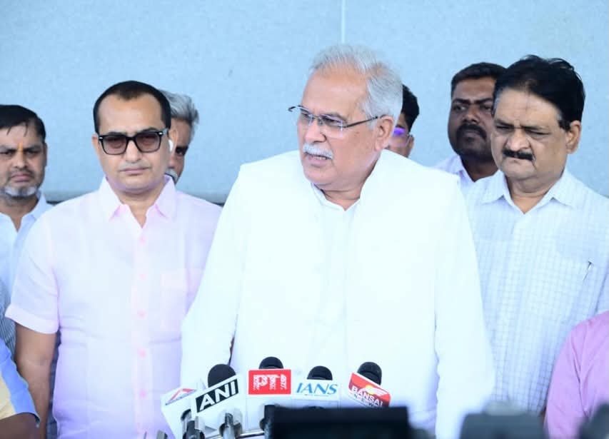 पूर्व CM भूपेश बघेल पर मंत्री OP चौधरी का पलटवार, बोले - ‘जनता को गुमराह करने से पहले अपना इतिहास याद करें’ 2 1004077916