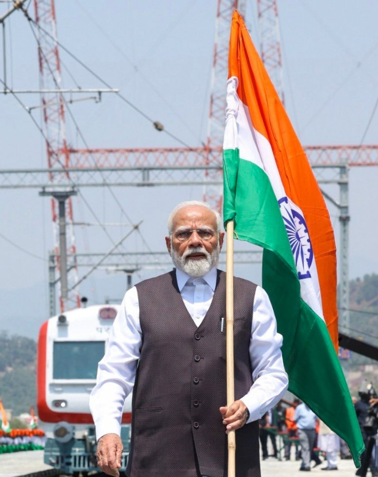 “तप, त्याग और राष्ट्रसेवा के 8931 दिन”, CM साय ने PM मोदी के योगदान को बताया प्रेरणादायी यात्रा 1 IMG 20260322 150336