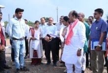 निर्माण कार्यों में लापरवाही पर सख्त हुए डिप्टी सीएम अरुण साव, जगदलपुर ब्रिज की धीमी रफ्तार पर अधिकारियों-ठेकेदारों को लगाई फटकार 9 IMG 20260606 WA0010