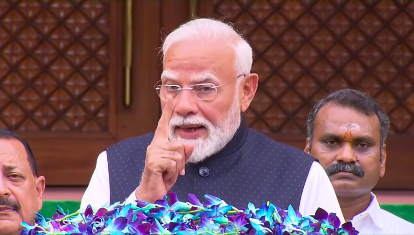 NEET पेपर लीक पर संसद में बोले PM मोदी - दोषियों के खिलाफ कड़ी कार्रवाई के लिए सरकार प्रतिबद्ध, इधर CJP का प्रोटेस्ट जारी 1 IMG 20260721 123459