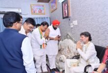 Political Harmony: राजनीतिक मतभेदों के बीच दिखी सौहार्द की मिसाल, दीपक बैज ने किरण सिंह देव से की मुलाकात 33 IMG 20260929 WA0028