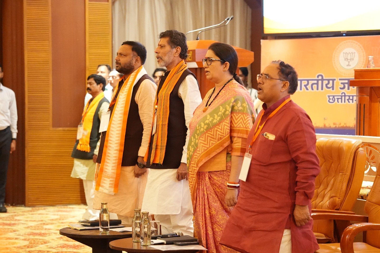 छत्तीसगढ़ BJP में निष्क्रिय नेताओं को सक्रिय करने पर जोर, स्मृति ईरानी की बैठक में मिला संगठन मजबूत करने का संदेश 1 IMG 20261025 WA0040