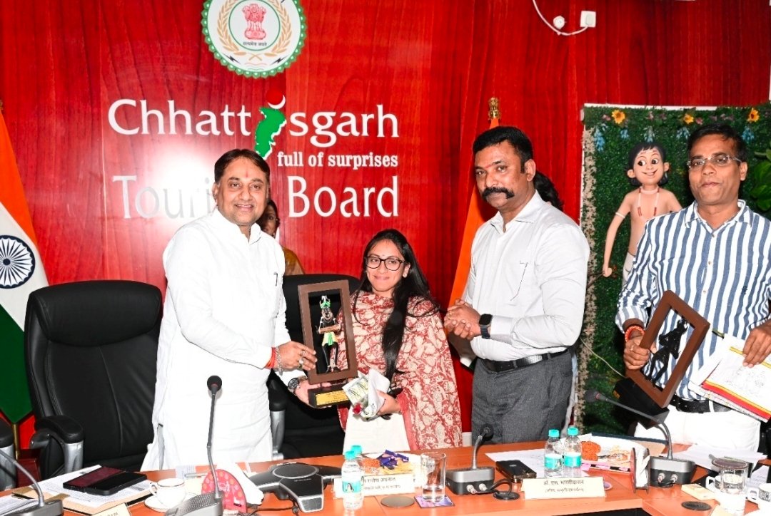 छत्तीसगढ़ की 14 रियासतों का इतिहास एक छत के नीचे, बनेगी ‘रियासत वीथिका’ 1 IMG 20261028 115831